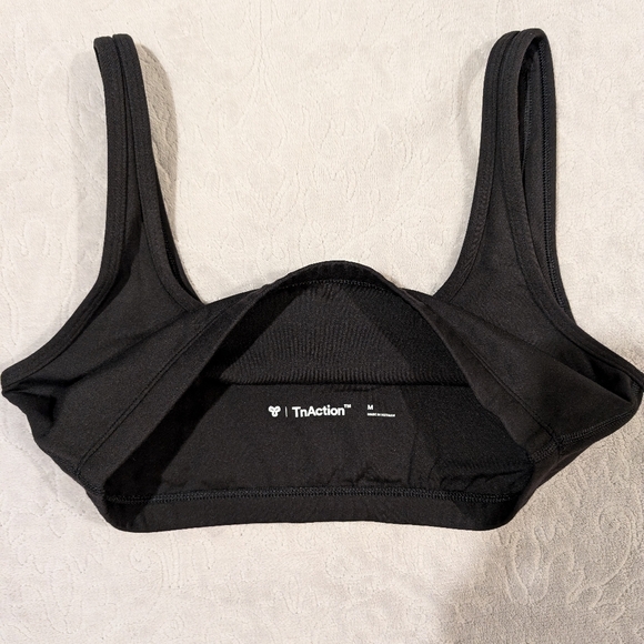 NWOT - Medium - Aritzia - TNA - Bra Top in Black - Picture 2 of 4